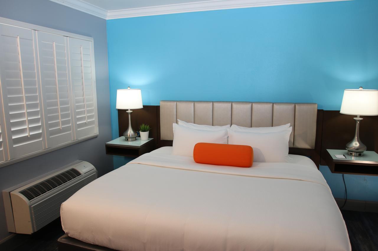 Blvd Hotel & Suites - Walking Distance To Hollywood Walk Of Fame (Adults Only) — Photos 2